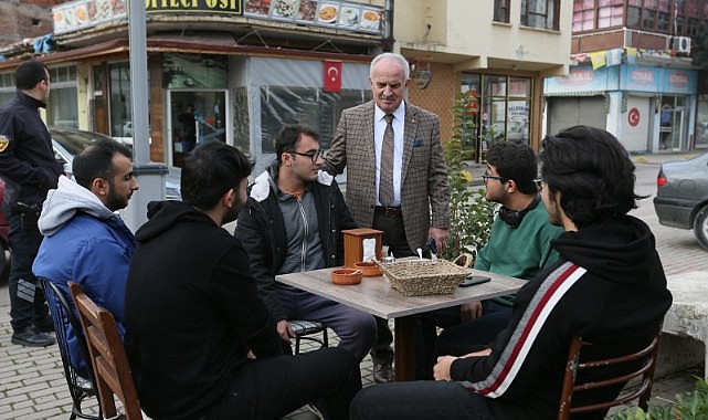 Öğrenciler Millet Kıraathanesi'nde buluşuyor