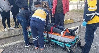 Yaralı sürücüye ilk müdahale Büyükşehir zabıtasından