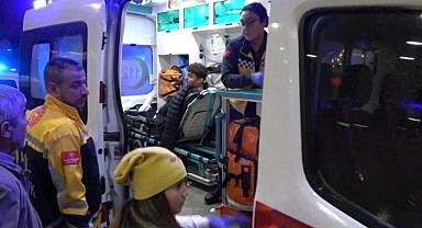 Yolda yürüyen şahsı bıçaklayıp kayıplara karıştılar