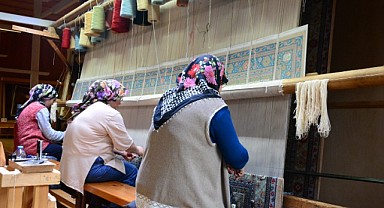 180 yıldır sarayları renklendiren halı fabrikası; Hereke