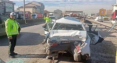 4 aracın karıştığı zincirleme kazada 7 kişi yaralandı