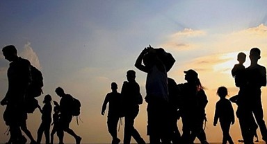 50 düzensiz göçmen sınır dışı edildi