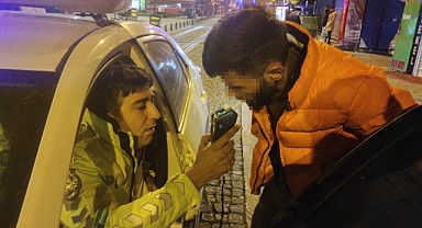 Alkollü yakalanan sürücünün ehliyetine el konuldu