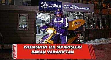 Bakan Varank'ın motosikletli yılbaşı mesaisi