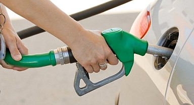 Benzine 1 lira 25 kuruş zam geliyor!
