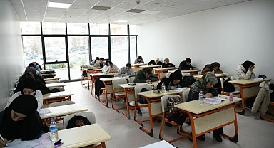 Çayırova'da sınav hazırlığı tatilde de sürdü