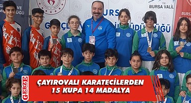 Karateciler şampiyonadan kupayla döndü 