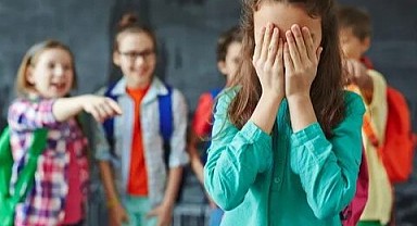 Üsküdar Üniversitesi'nden zorbalığa ilişkin değerlendirme