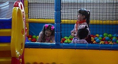 Ailesini ziyarete gittiği Kahramanmaraş'ta depreme yakalandı