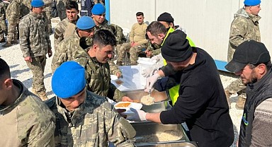 Başiskele belediyesi depremzedelerin tüm yaralarını sarıyor