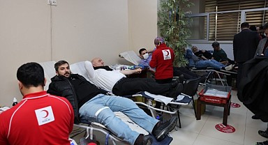 Bıyık, Darıcalılar ile kan bağışında bulundu