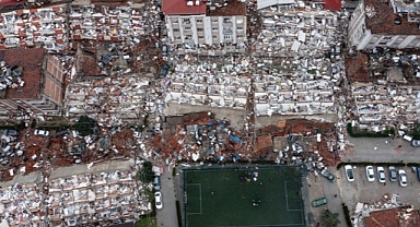 Deprem bilançosu: 10 ilde 3 bin 381 kişi hayatını kaybetti