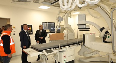 Büyükakın, Kocaeli Şehir Hastanesi'ni ziyarette bulundu