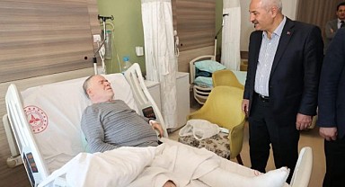 Depremzedelere geçmiş olsun ziyareti