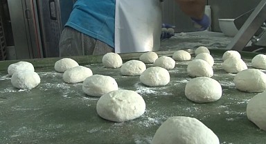 Büyükşehir Hatay'da günde15 bin ekmek üretiyor