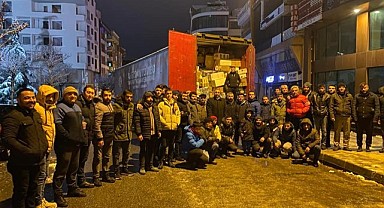 CHP Kocaeli depremzedelere ihtiyaç malzemesi ulaştırıyor