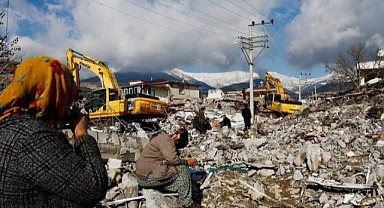 Depremde acı tablo ağırlaşıyor