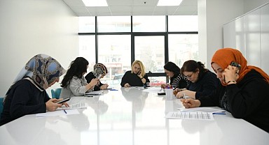 Depremzede çocukların eğitimi için titiz çalışma