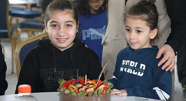Depremzede Yaren'e doğum günü sürprizi