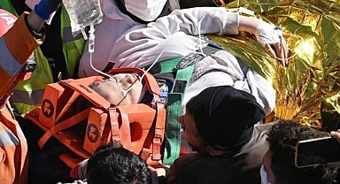 Dilovası Belediye Başkanı Şayir, o anlarda gözyaşlarına hakim olamadı