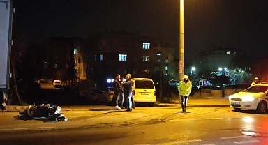 Gebze'de otomobil ile çarpışan motosikletin sürüsücü yaralandı
