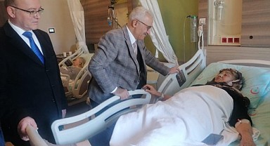 Gebze protokolünden depremzelere ziyaret