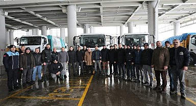 Gebzeli ekip Hatay'ın Defne ilçesine doğru yola çıktı
