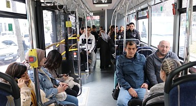 Gönüllü sağlık personelleri deprem bölgesine gitti