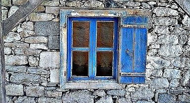 İzmit'te 2 adet kargir ev mahkemeden satılık