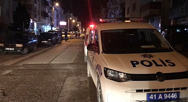 Kocaeli'de dehşet anları: evinin önünde silahla vuruldu!