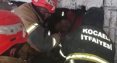 Kocaeli itfaiyesi enkaz altından 24 kişiyi kurtardı!