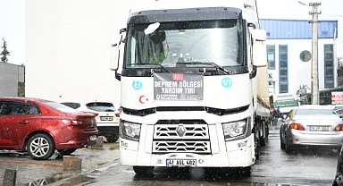 Yardım TIR'ı Çayırova'dan yola çıktı