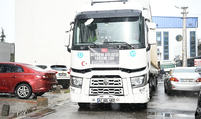 Yardım TIR'ı Çayırova'dan yola çıktı