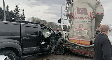 23 aracın karıştığı zincirleme kazalarda 11 kişi yaralandı!