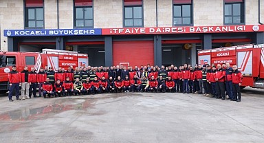 Büyükakın, Kocaeli'nin kahramanlarını ziyaret etti