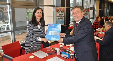 CHP'li Dursun adaylık başvurusunu yaptı