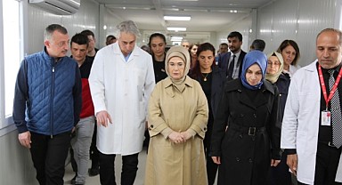 Emine Erdoğan'dan Büyükşehir'in kurduğu hastaneye ziyaret