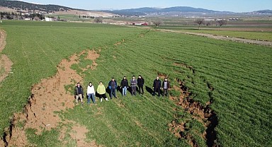 GTÜ akademisyenleri depremin etkilerini inceledi