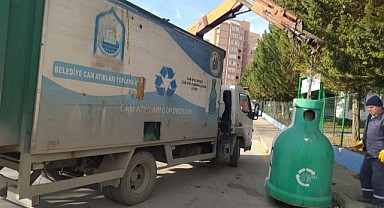 İzmit'te her ay cam atık dönüştürülüyor