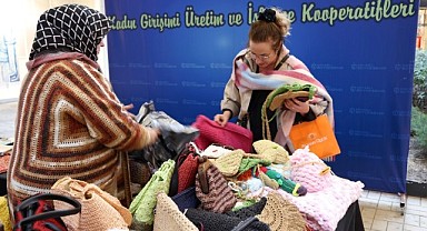 Kadın girişimciler ürünlerini pazarladı
