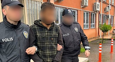 Kendisini polis olarak tanıtan dolandırıcı yakalandı!