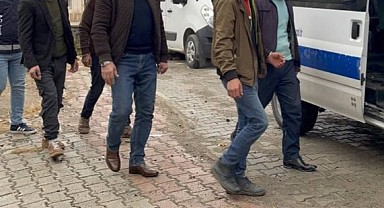 Kocaeli'de 11 düzensiz göçmen ülkelerine gönderildi!