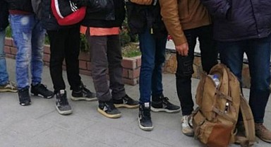 Kocaeli'de 31 kaçak göçmen geri gönderildi!