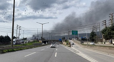 Kocaeli'de fabrikada çıkan yangın korkuttu!