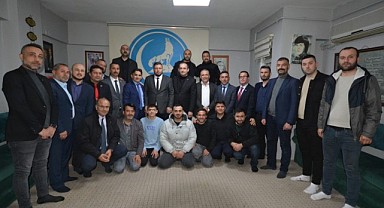 MHP'li aday adaylarından Gebze Ülkü Ocağına ziyaret