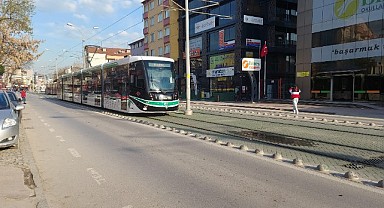 Okuldan çıkan lise öğrencisi tramvayın altında kaldı!