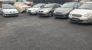Otomobilleri çalıp il dışında parçaladılar