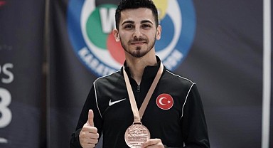 Şamdan kürsüyü yine boş bırakmadı!