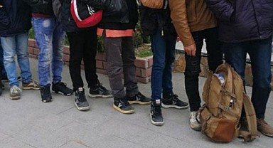 17 düzensiz göçmen sınır dışı edildi