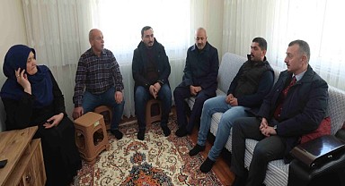 Büyükakın, milletin rızası ve hayır duası için kapı kapı dolaştı